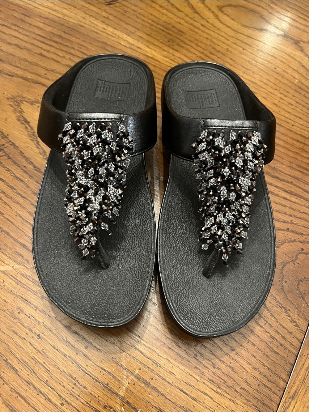 FitFlop Rumba Embellished Black Beaded Toe-Post Sandals, size 6.5